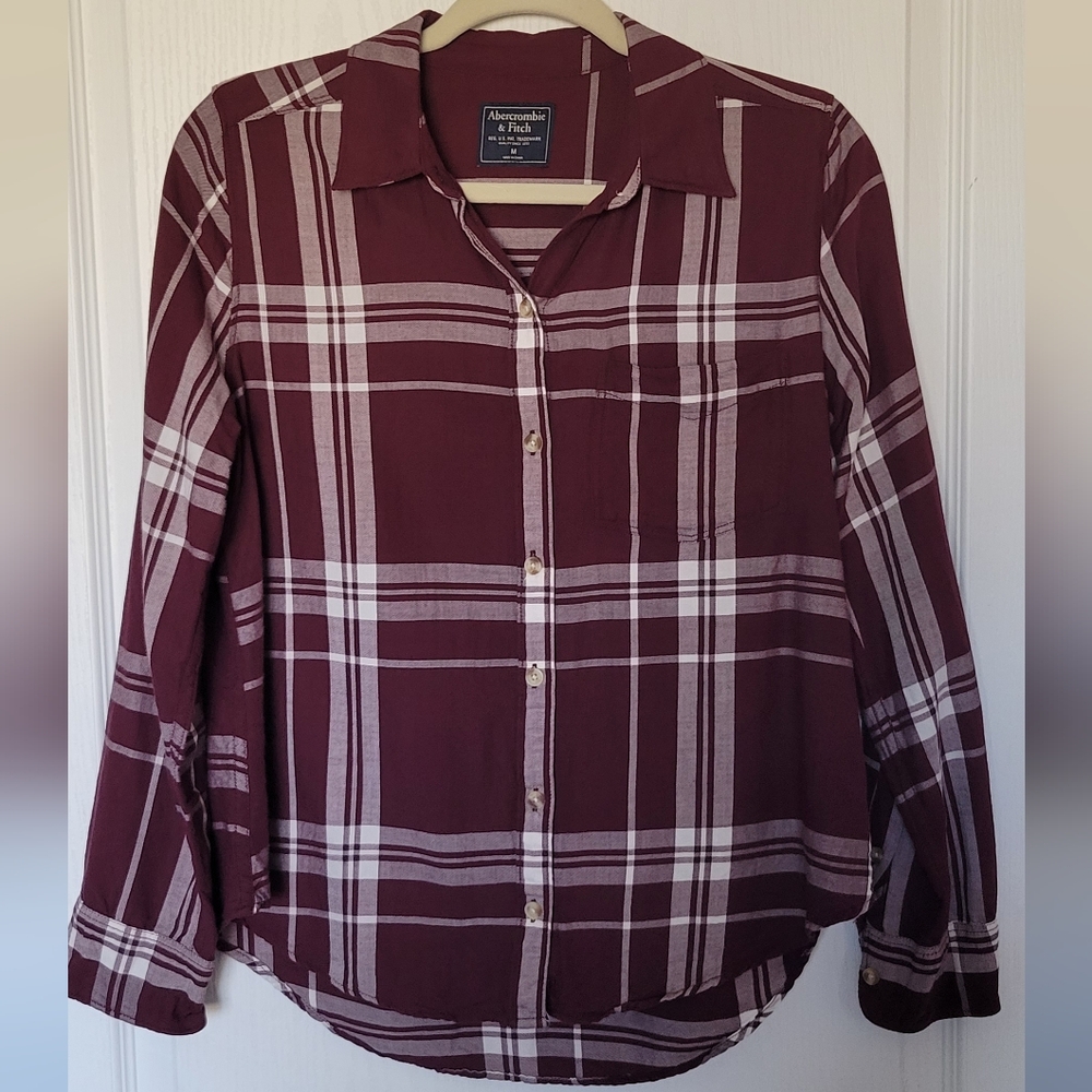 Abercrombie & Fitch Plaid Button Down Burgundy Top Size: Medium